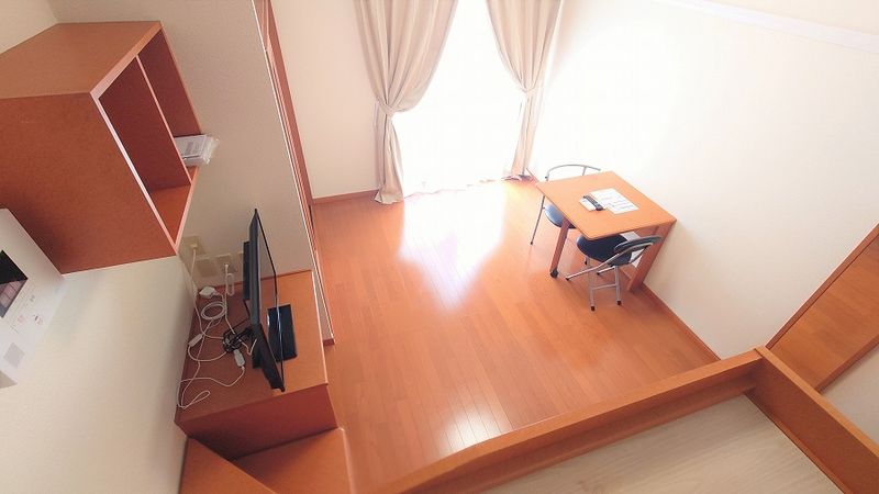 レオパレスひまわり 居間
