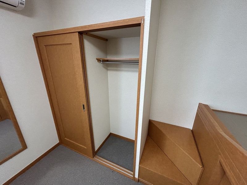 レオパレス四郎丸 収納