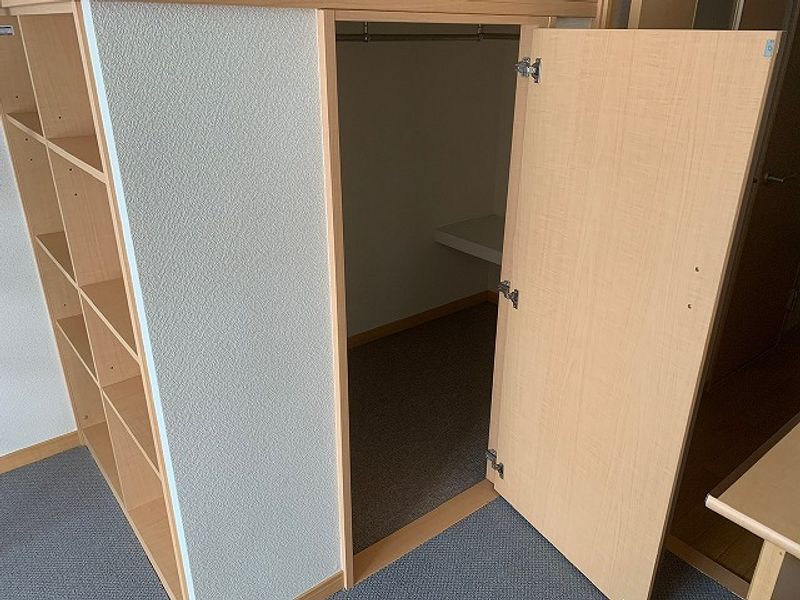 レオパレス谷中 収納