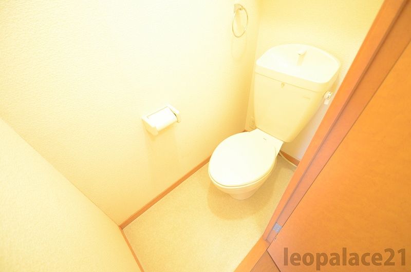 レオパレスシャミール矢田野 トイレ