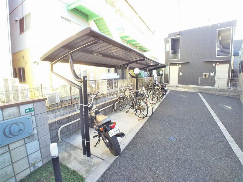 レオネクストシャイン浦和 共用部分