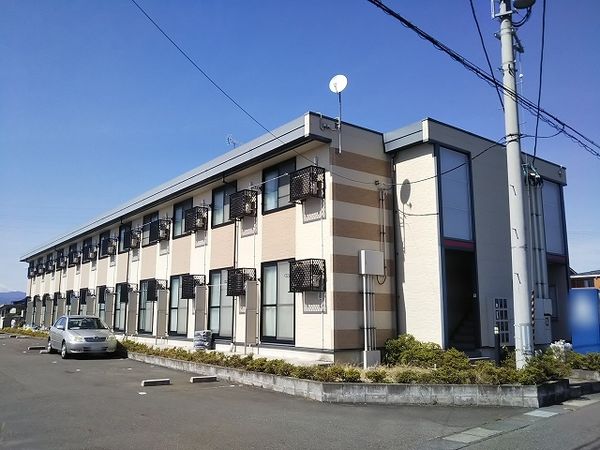 レオパレスエトワール 外観