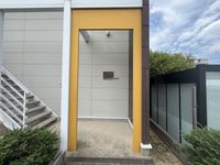レオパレスゴールド枝松 エントランス