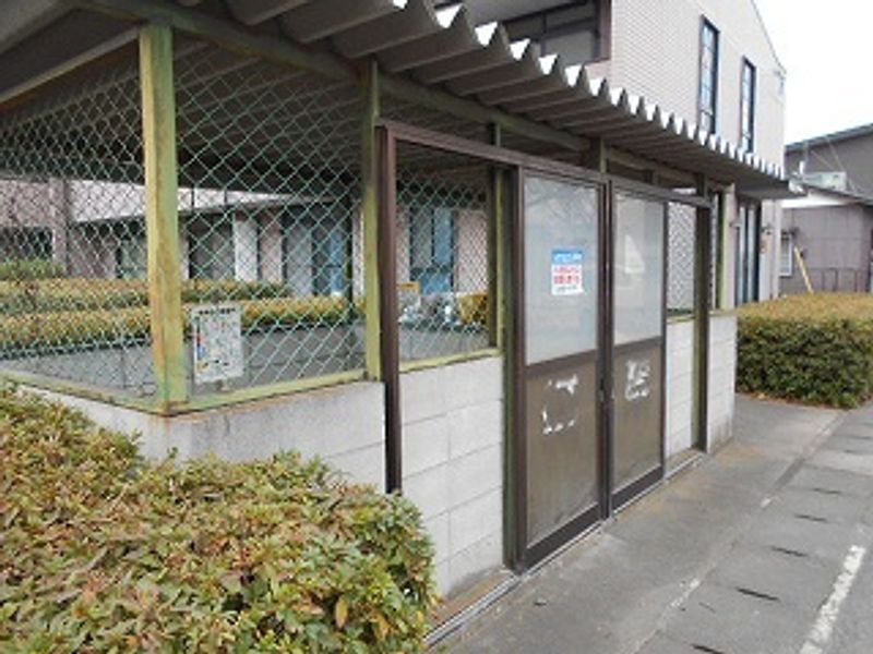 レオパレスＮＯＧＩ−Ｂ 共用部分