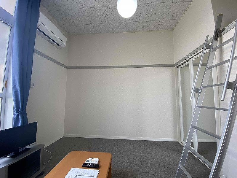 leopalace Collage 거실