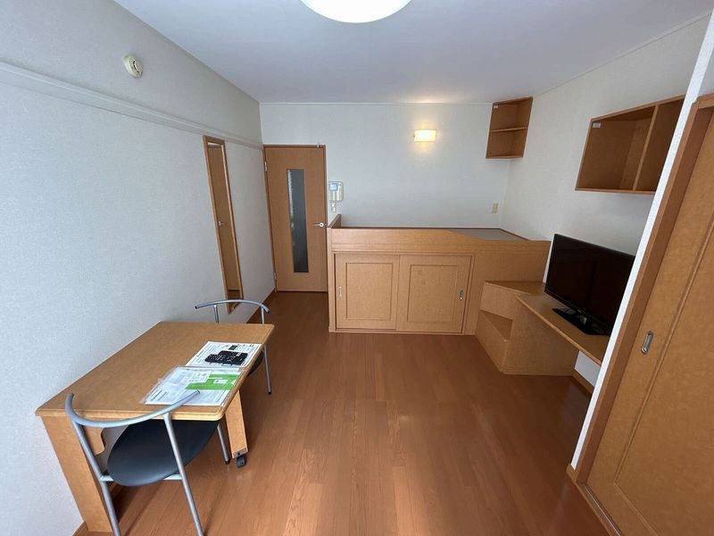 レオパレスセゾン 居間