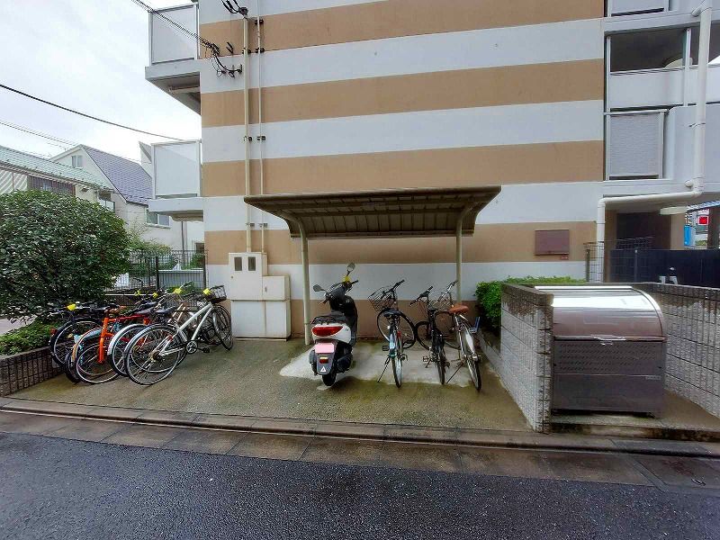 レオパレス高円寺南 共用部分