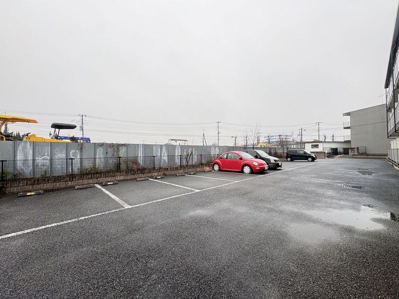 leopalace River Park 停车场