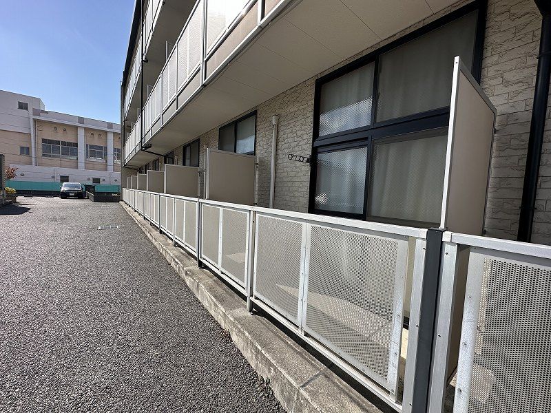 レオパレスコンフォートヒルズ バルコニー