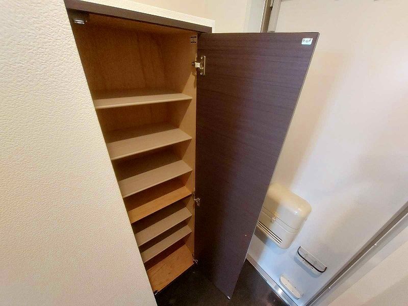 CLEINO MIKI Nishi Shinjuku Other