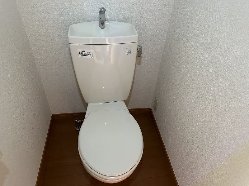 レオパレスアネックス トイレ