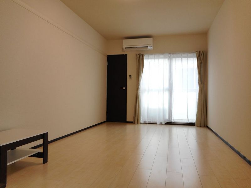 CLEINO Avance Zama Living room