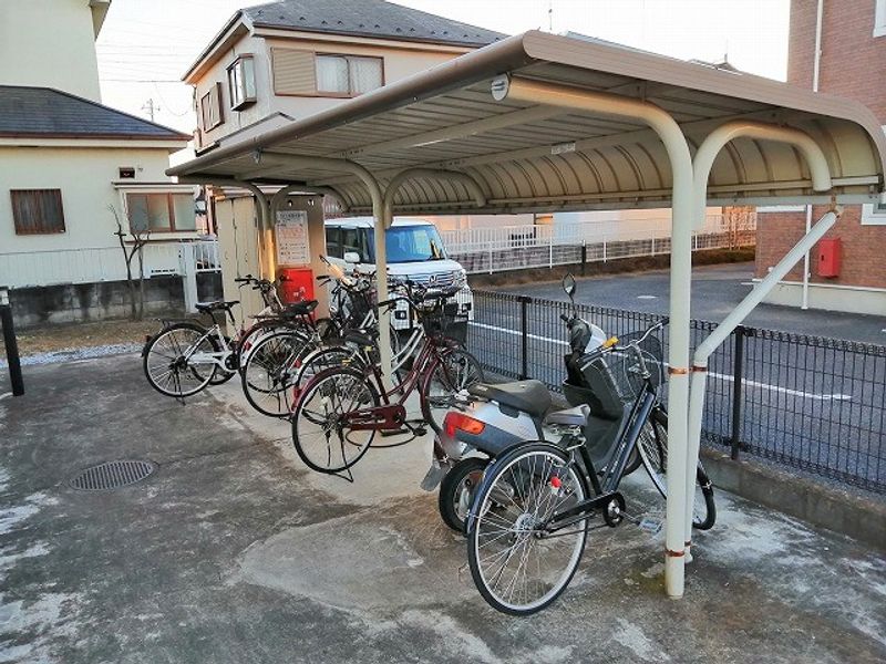 レオパレスフラワーヒル花山 共用部分