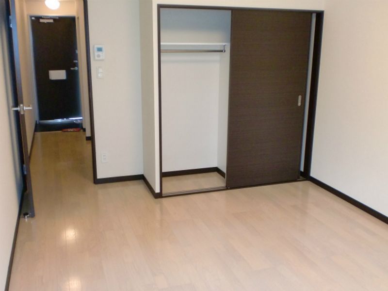 レオネクストやくまる 収納