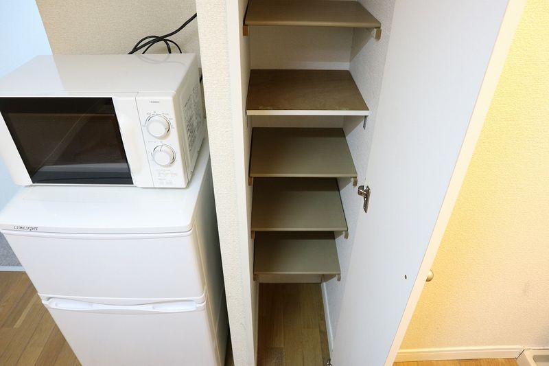 レオパレスリベール 収納