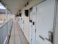レオパレスアイボリーＤ 玄関
