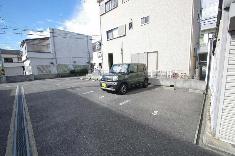 レオパレスＷＩＮＧ 外観