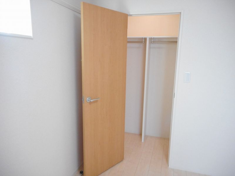 クレイノニューメイプル 収納