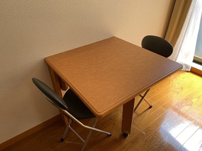 レオパレスクレール住吉 居間