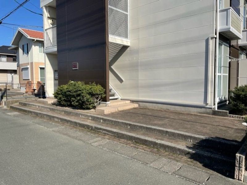 レオパレス福田 エントランス
