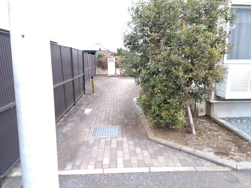レオパレスアルバトーレ エントランス