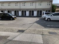 レオネクストラペ 駐車場