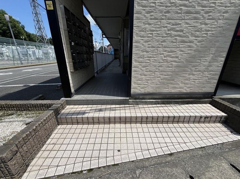レオパレスセカンド エントランス