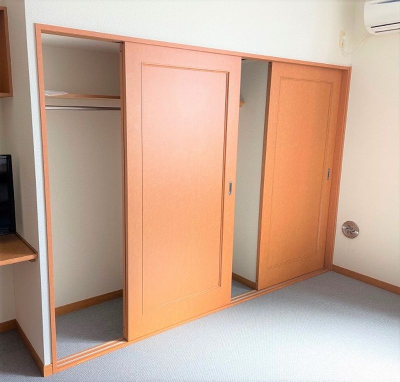 レオパレススカイハイツ 収納