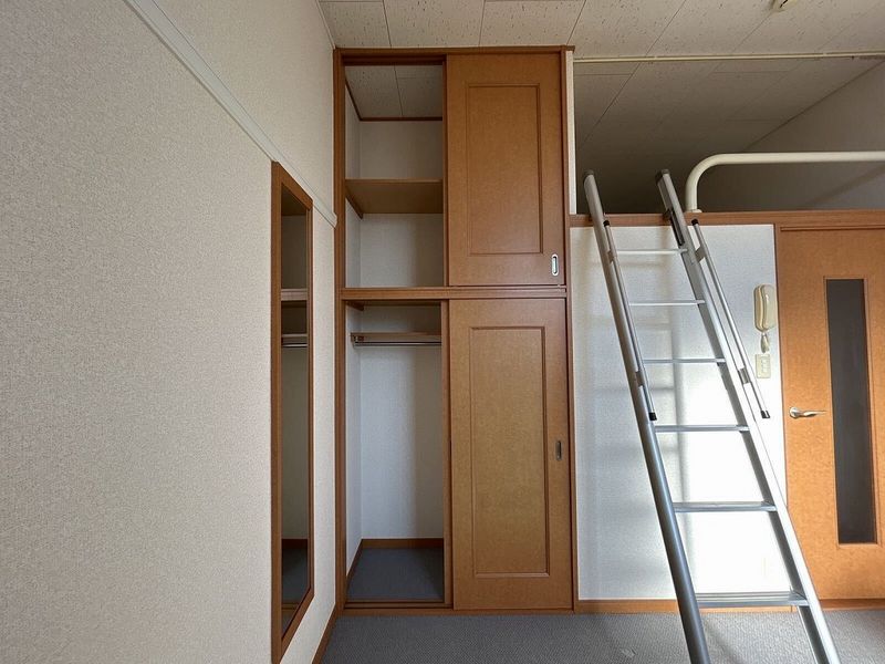 レオパレスコンプリートＹ 収納