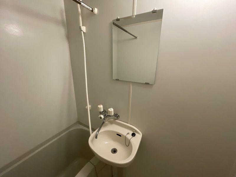 レオパレスＥＴ　静波 洗面台