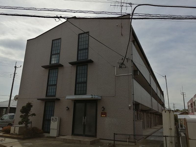 レオパレス出藍 外観