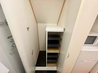 レオパレスダイカ 玄関