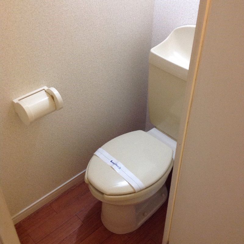 レオパレスはぴねすＥ トイレ