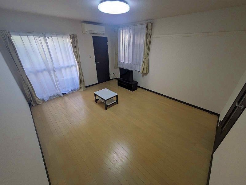 レオネクストさくら 居間