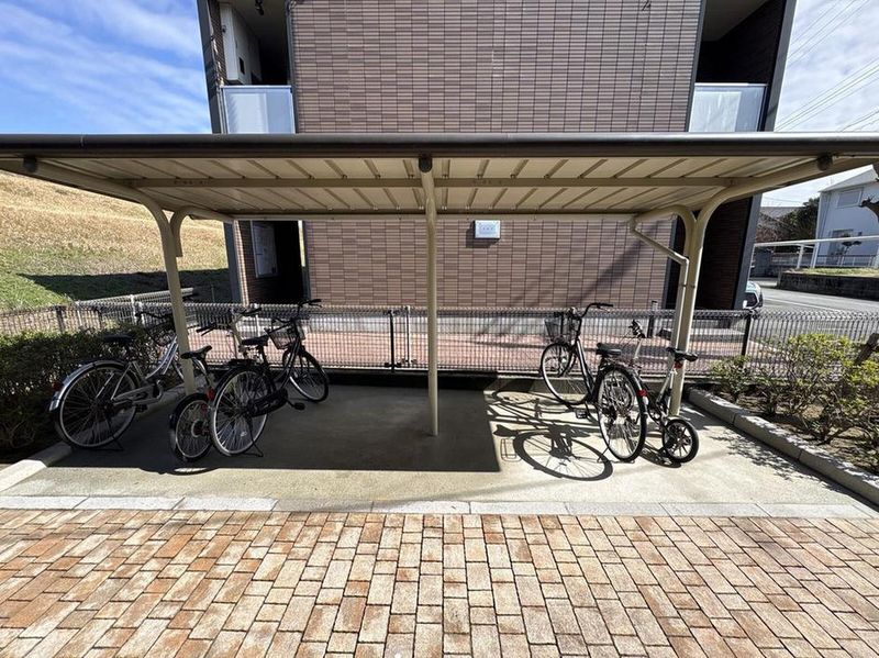 leopalace Kumozugawa Shared spaces