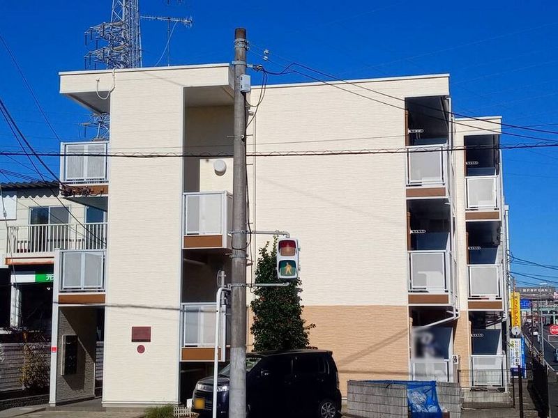 レオパレスグリーンプラザ湘南 外観