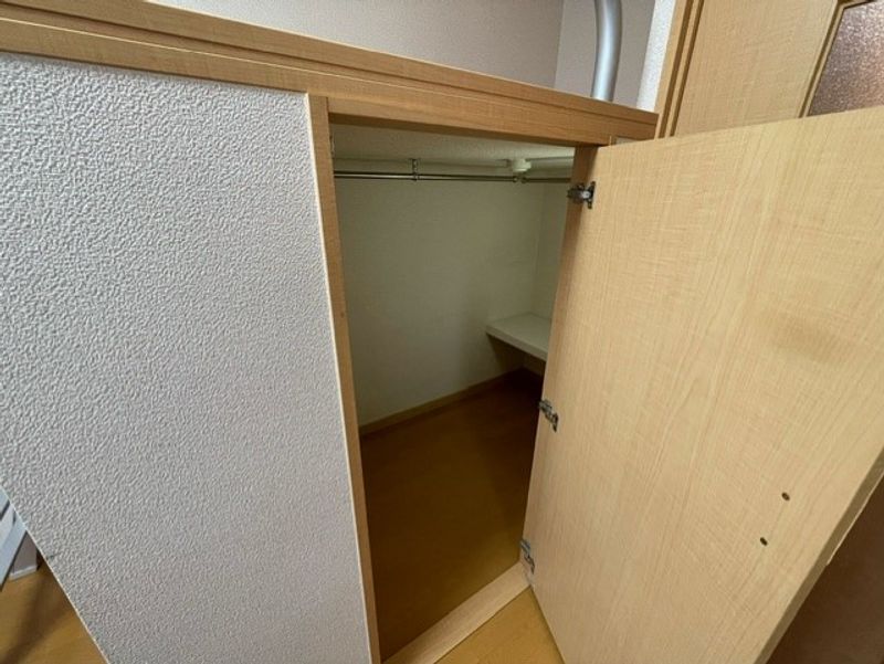 レオパレス甲府塩部 収納
