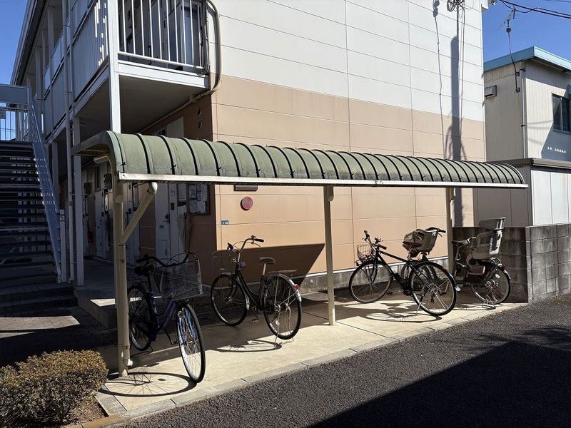 レオパレスチェリーガーデンＢ 共用部分