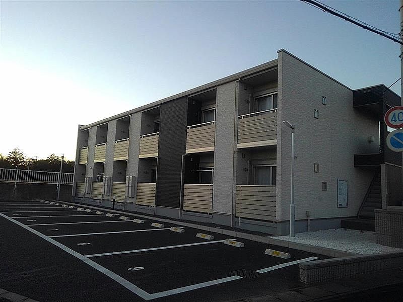クレイノ平井丘Ａ 駐車場