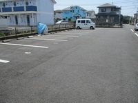 レオパレスユウキ 駐車場