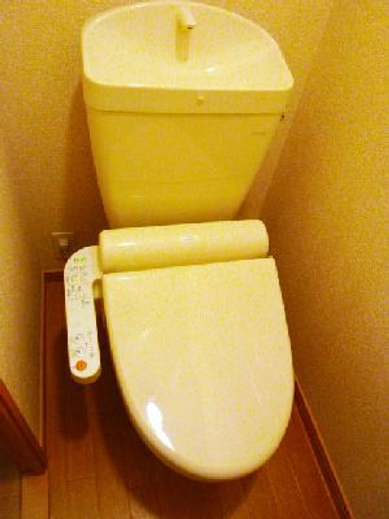 レオパレスヴィラこもれび トイレ
