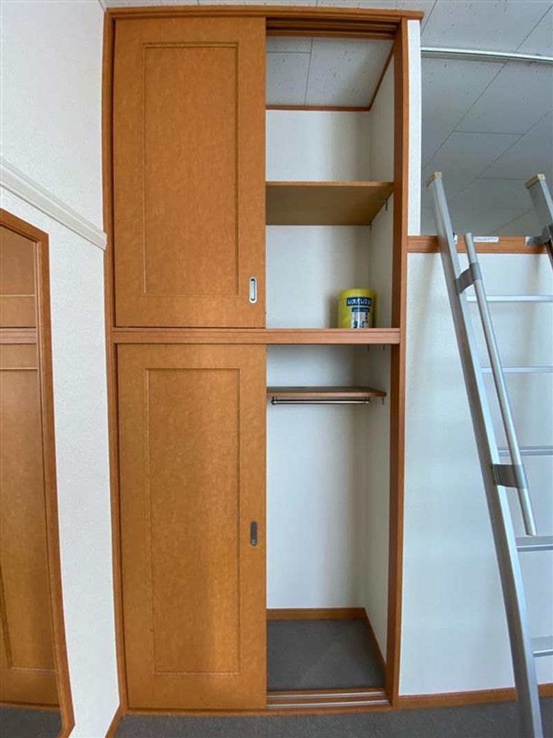 レオパレスアルバ 収納