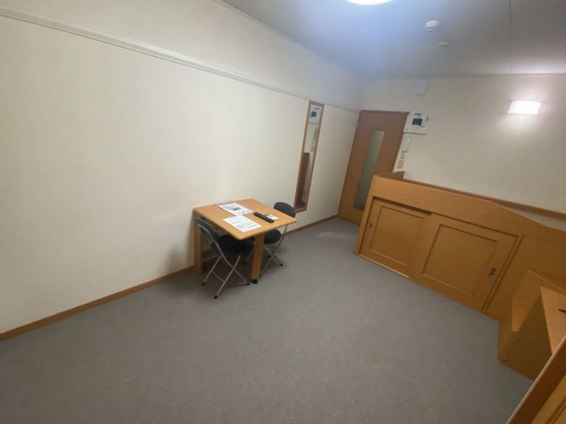レオパレスサンガーデン 居間