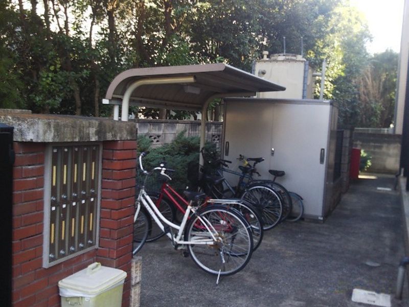 レオパレスオークス 共用部分