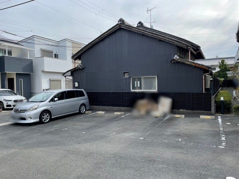レオパレスドリーム田中２１ 駐車場