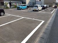 レオパレス竹尾 駐車場