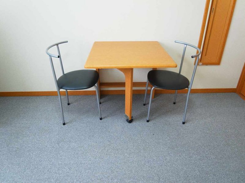 レオパレスやたみ 居間