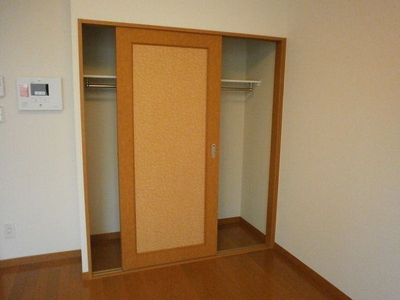 レオパレスむっく 収納