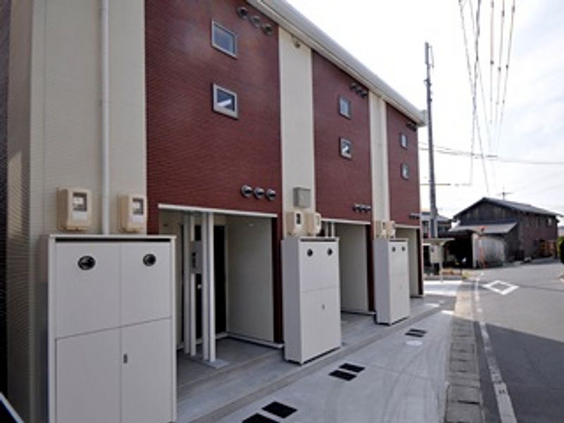 LEONEXT Prestige Ikeda Entrance