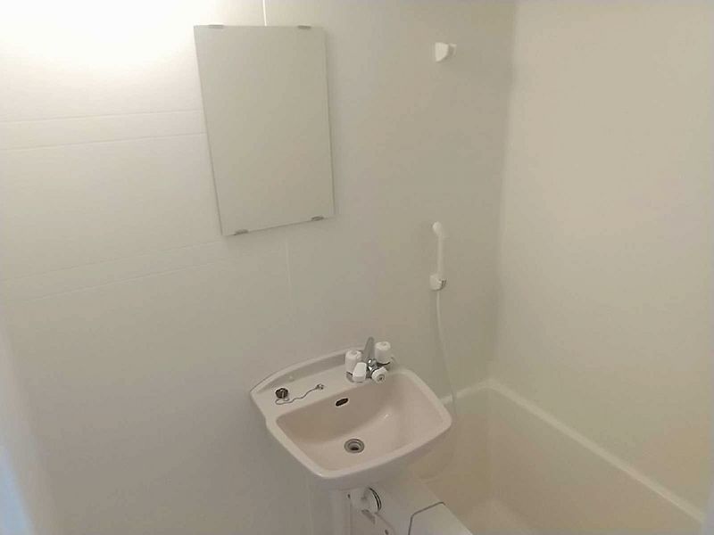 レオパレス所沢航空公園 洗面台